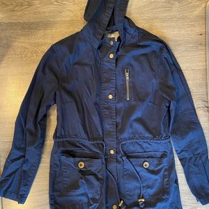 blue zip up hooded jacket